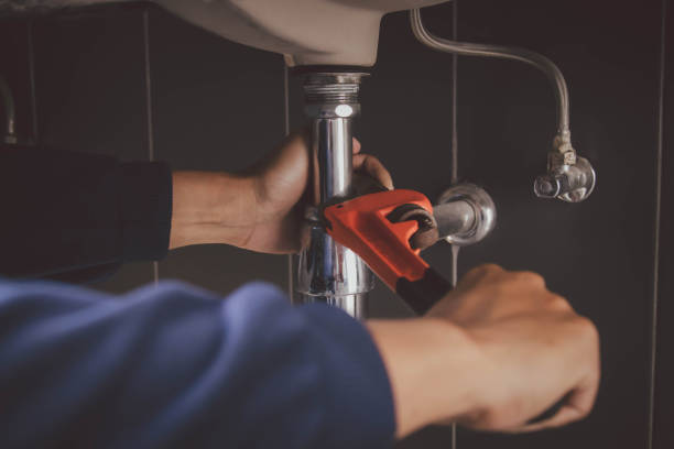 Best Clogged Drain Plumber  in Delano, CA